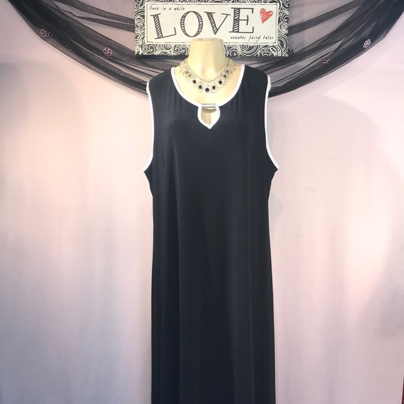 black dress size 26